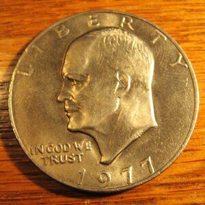 1977 P EISENHOWER 1 DOLLAR COIN